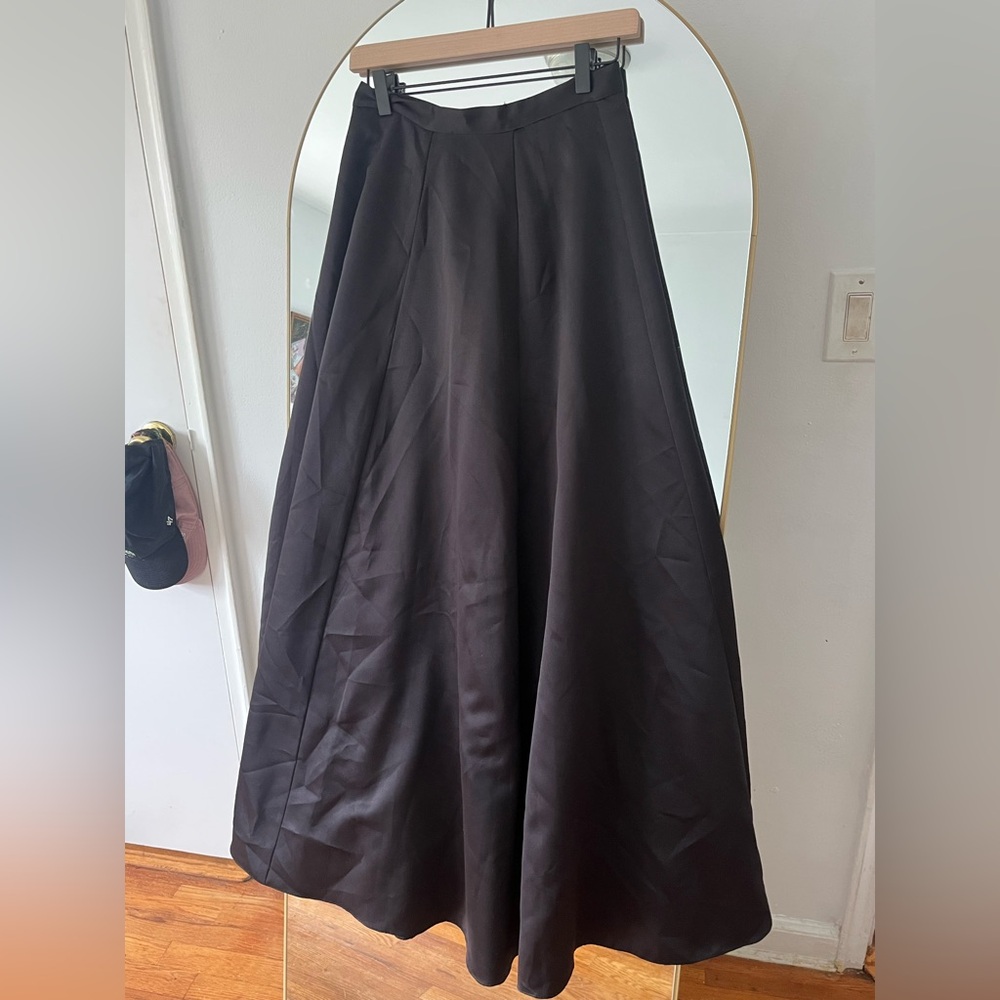 Hugo Buscati Classic Black A-Line Skirt